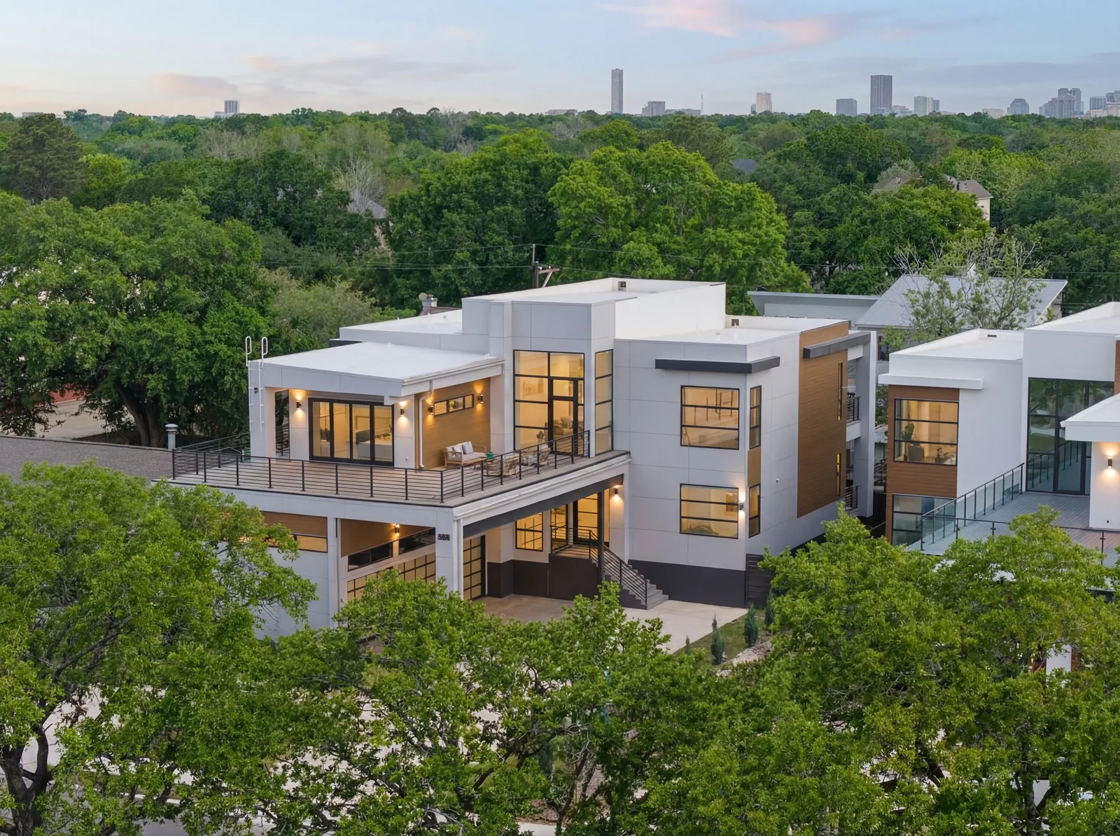 Braeswood Custom Homes.